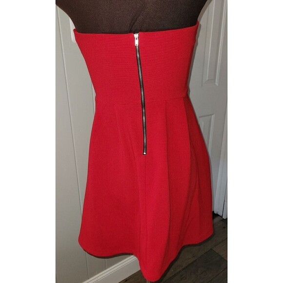 2 for $20 Forever 21 Red Dress Strapless Fit and Flare Skater Size M - Picture 3 of 4